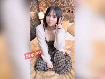 FC2PPV 4943290 – Cô Gái Đại Học Nhạy Cảm Quay Video Tự Sướng  Xem Ngay